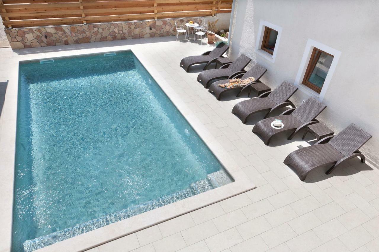 Funcic Apartments 2 App Pula Luaran gambar